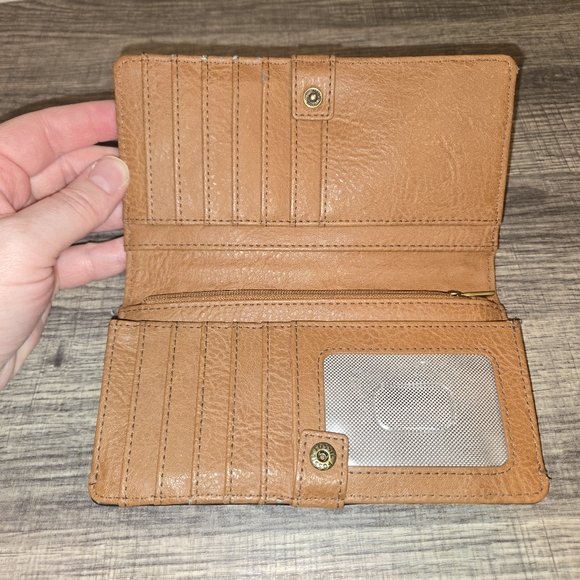 Fossil Women's Multicolor Leather Wallet - Picture 4 of 14